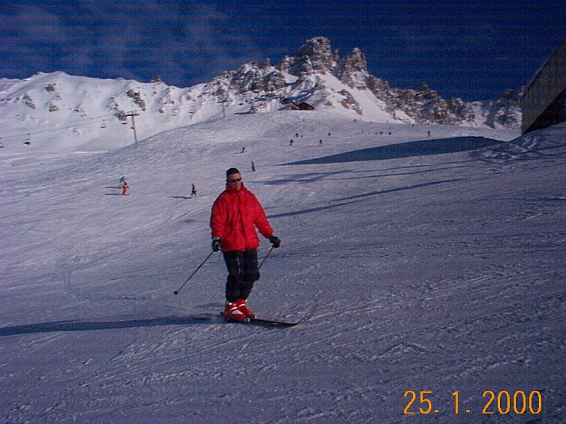038 Piste Ton.jpg